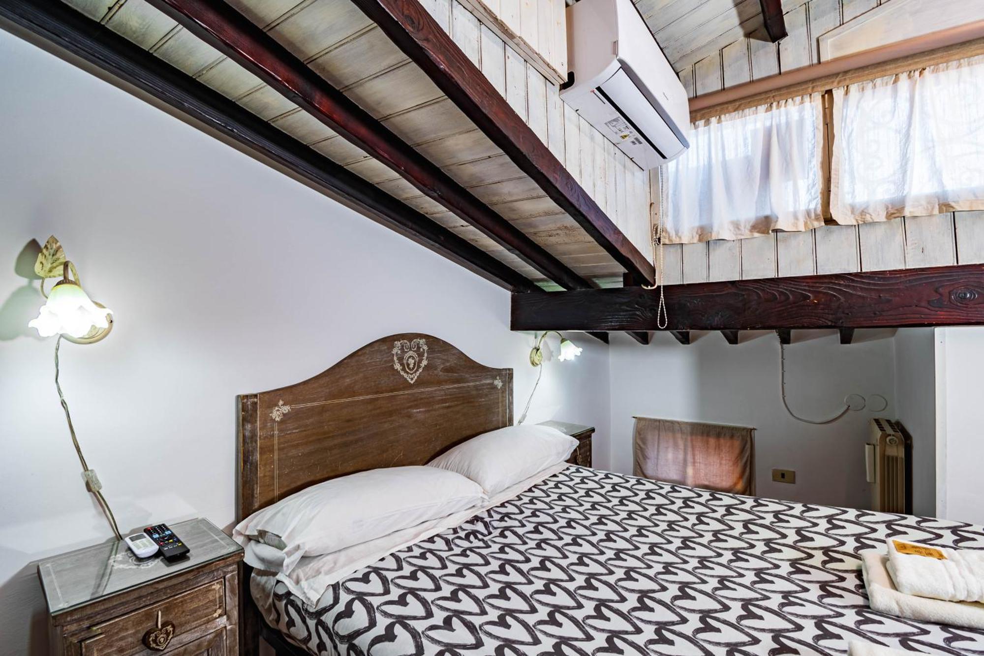 Casa Trasteverina Rzym Zewnętrze zdjęcie